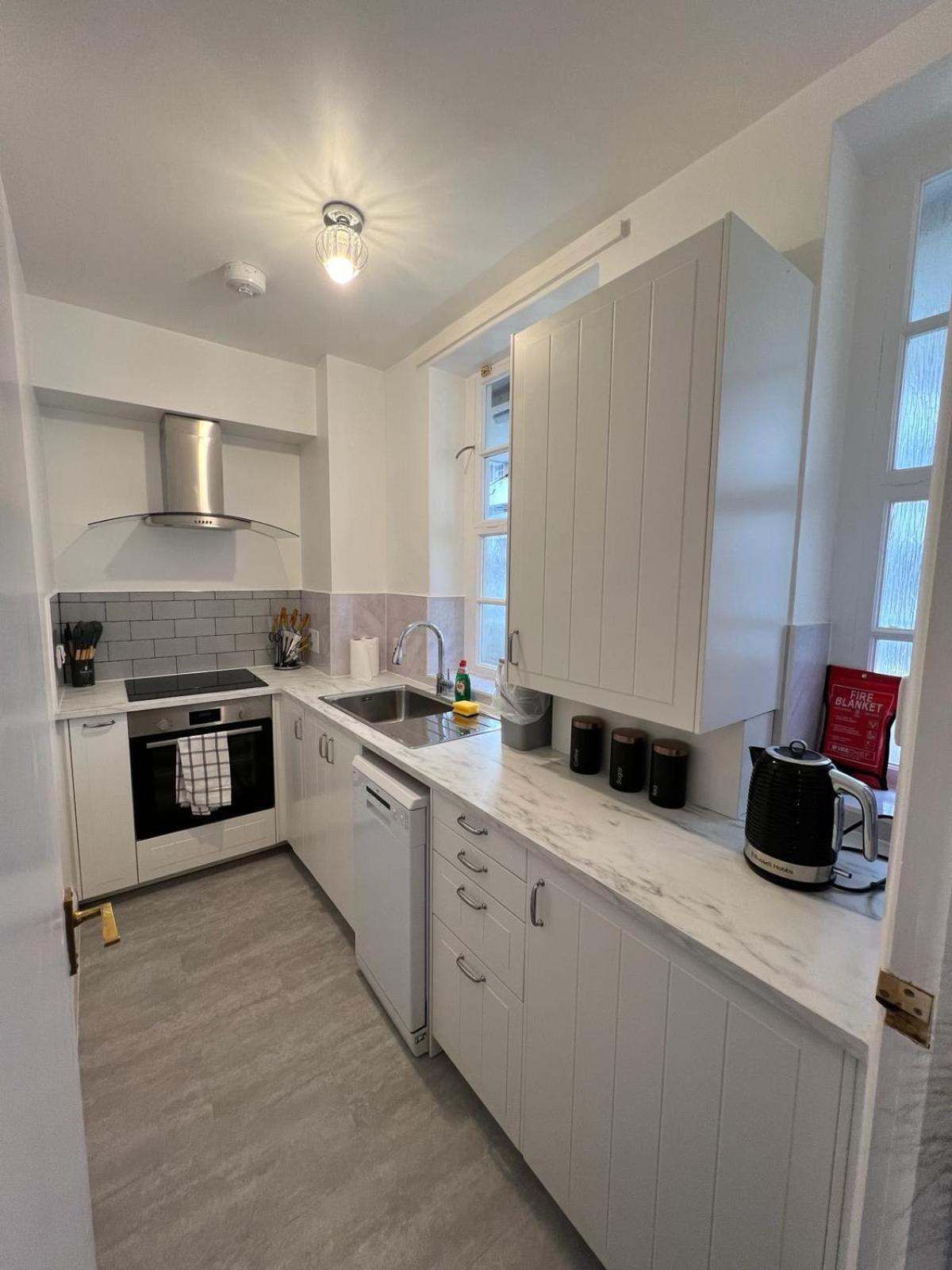 1 Bed Apartment - Centrally Located In The Heart Of Westminster London Bagian luar foto